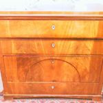 284 8046 CHEST OF DRAWERS